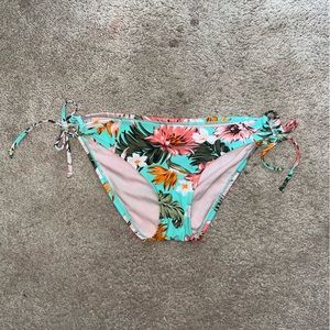 Blue base pink floral bikini bottom with tape never worn
